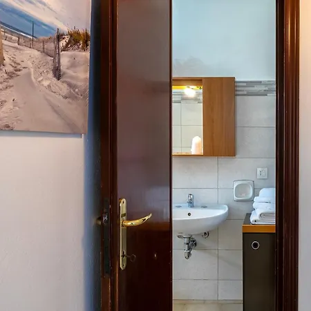 Abbaidda 4 Apartment *